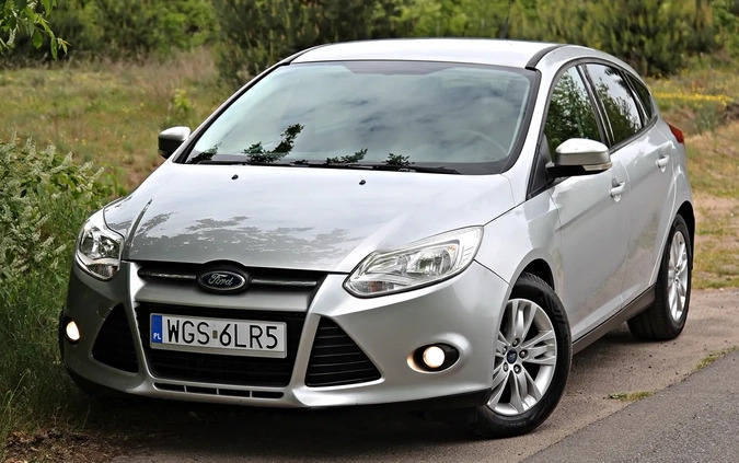 Ford Focus cena 23900 przebieg: 120000, rok produkcji 2013 z Gostynin małe 781